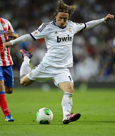 埃贝尔：拜仁已和卡尔续约至29年，他的盘带让我想起梅西