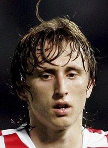 老雷：我无法想象贝林厄姆在世界杯上不首发；更担心后防不稳