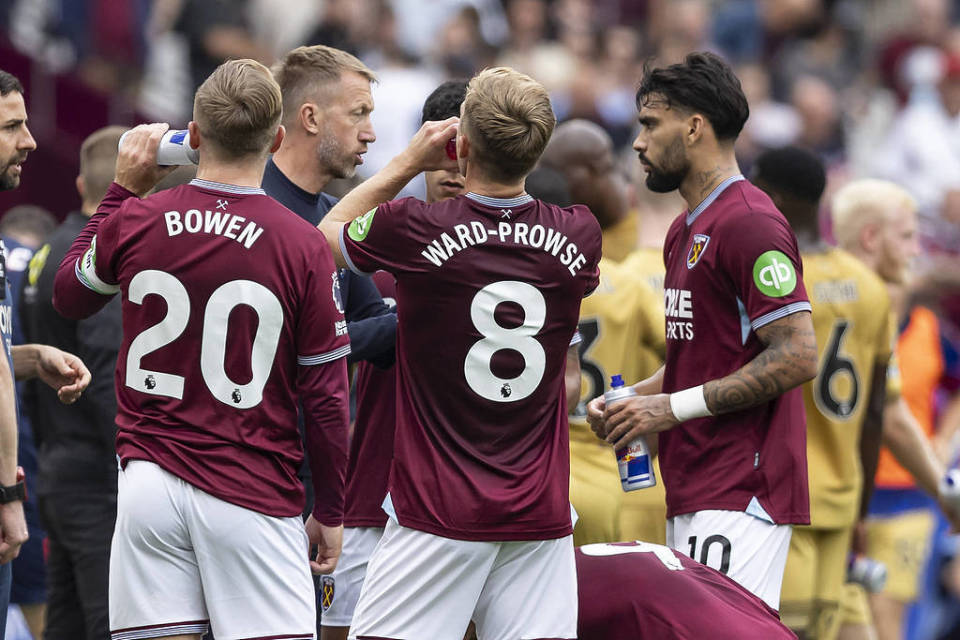 足球+音乐会，河南主帅拉莫斯当乐团指挥&阿奇姆彭等球员参加